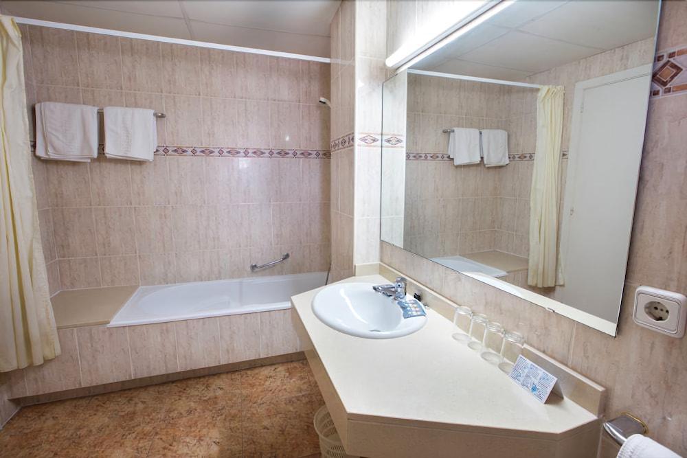 Hotel Costa Brava Blanes Kültér fotó